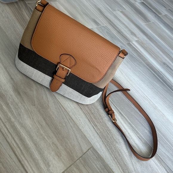 Tan and Black Crossbody Bag with Structured Design - Picture 2 of 5